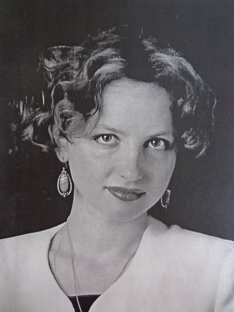 Alexa Verde Author Photo